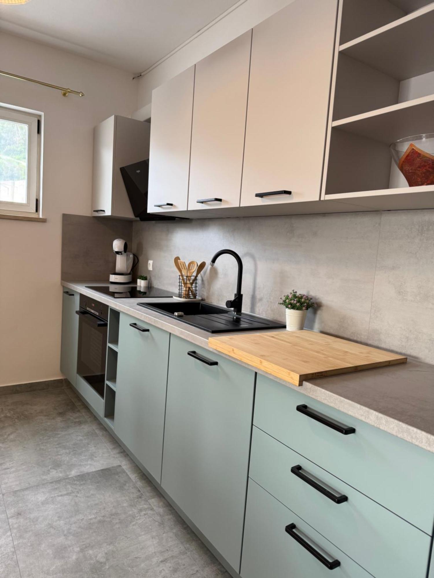 Comfortable Apartment Near The Sea Τρογκίρ Εξωτερικό φωτογραφία